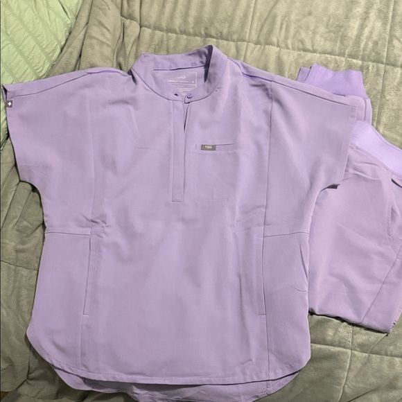 Figs scrub set - Picture 2 of 5